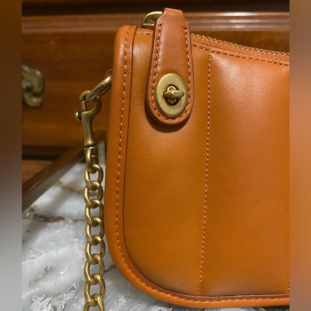 Coach Tan Leather Shoulder Bag - Picture 6 of 12